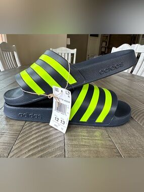 adidas Aqua Slide Pool Slide Sandals Men’s Size 12